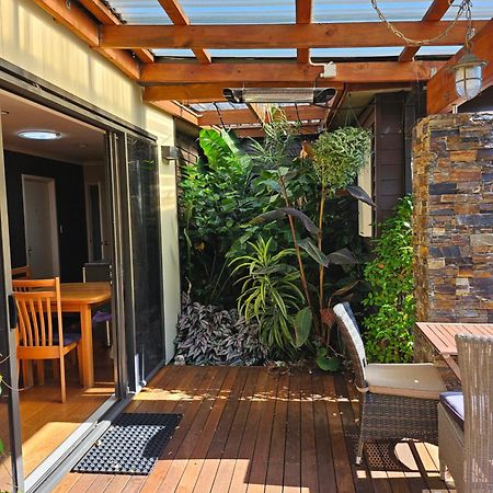 Heta Road B&B New Plymouth Ngoại thất bức ảnh