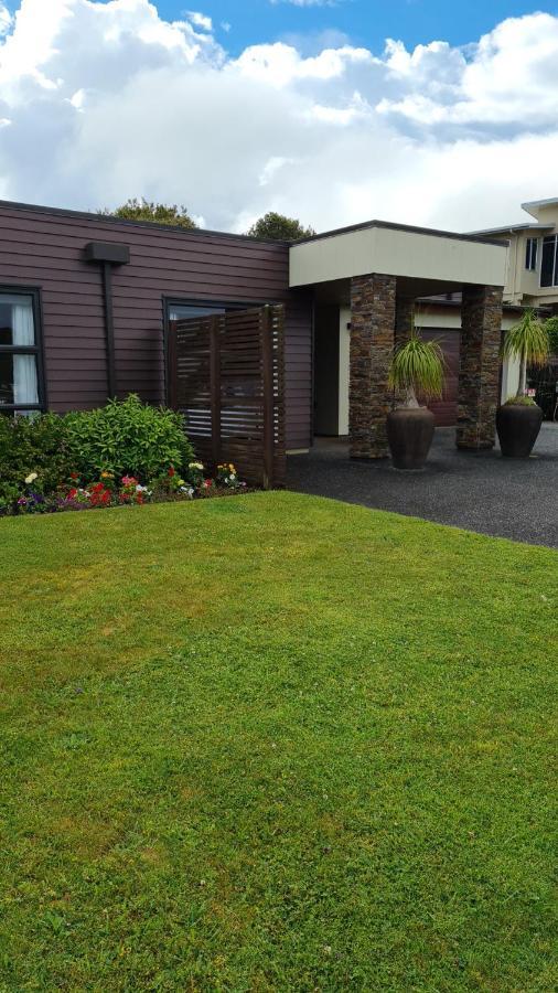 Heta Road B&B New Plymouth Ngoại thất bức ảnh