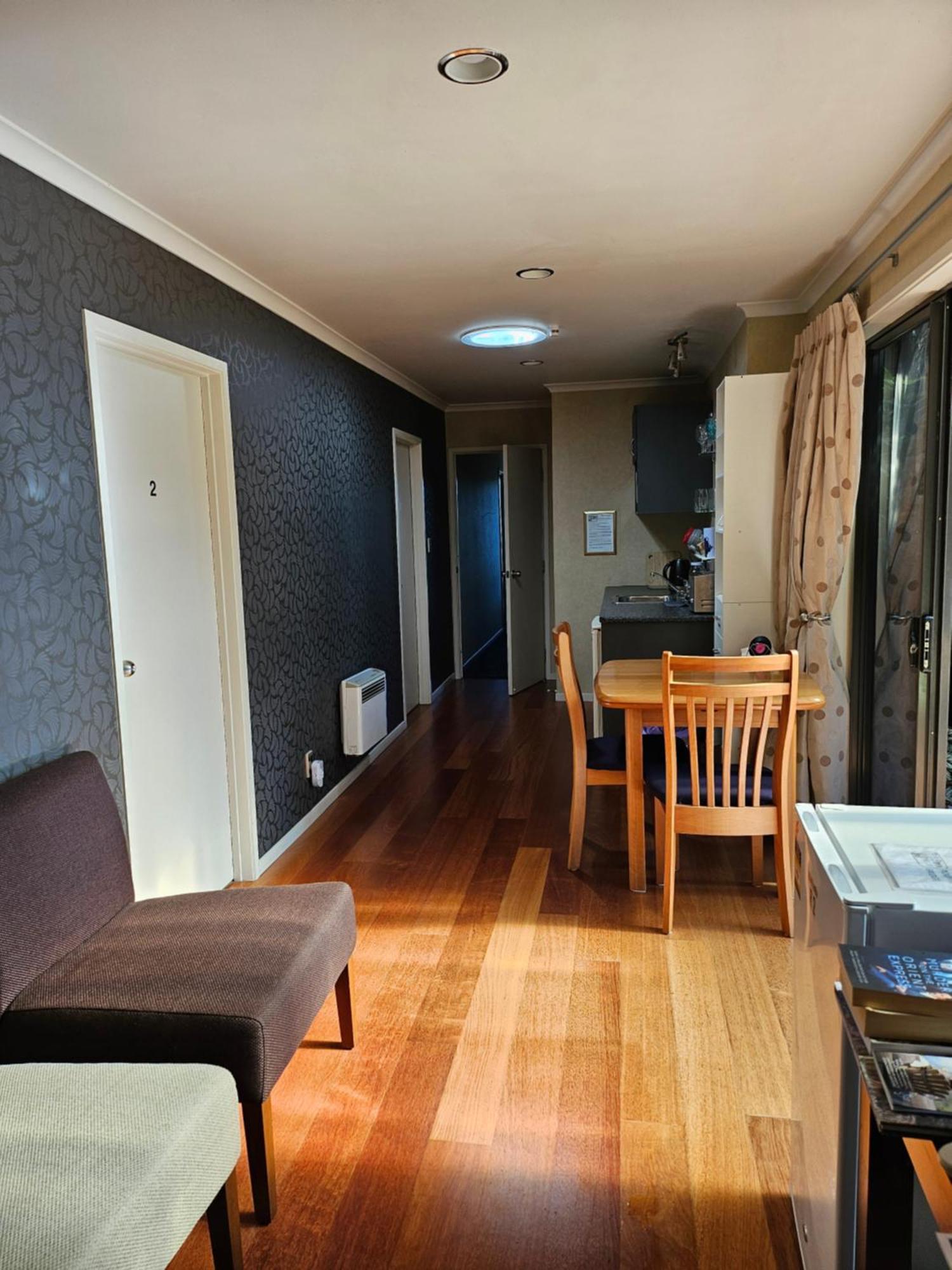 Heta Road B&B New Plymouth Ngoại thất bức ảnh