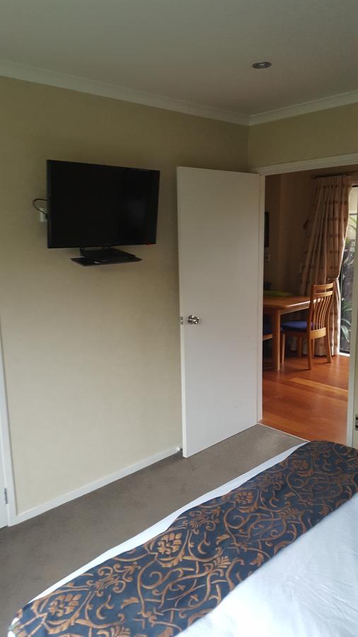 Heta Road B&B New Plymouth Ngoại thất bức ảnh