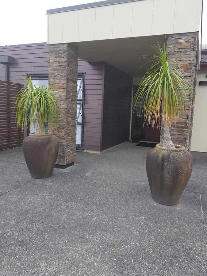 Heta Road B&B New Plymouth Ngoại thất bức ảnh