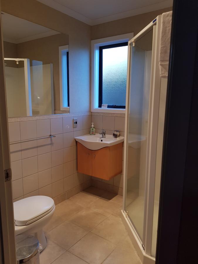 Heta Road B&B New Plymouth Ngoại thất bức ảnh