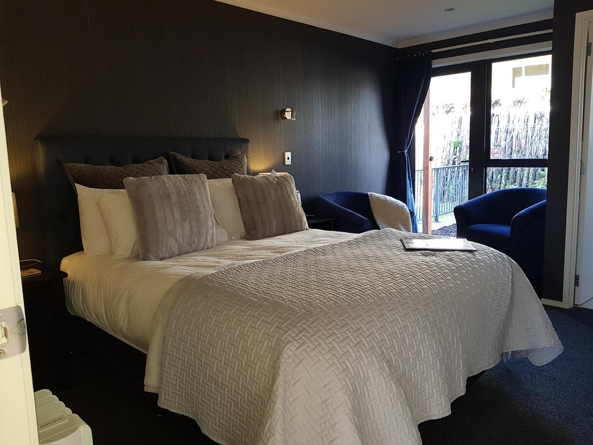 Heta Road B&B New Plymouth Ngoại thất bức ảnh