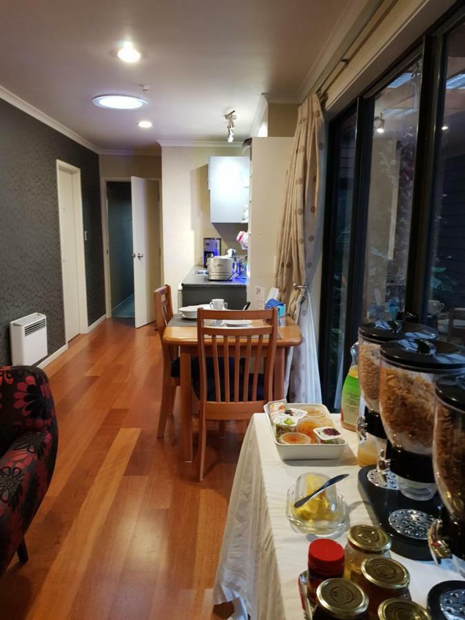 Heta Road B&B New Plymouth Ngoại thất bức ảnh