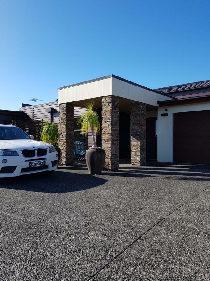 Heta Road B&B New Plymouth Ngoại thất bức ảnh